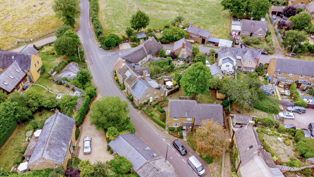High Street Shutford